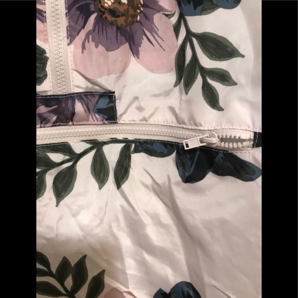 A1.THREAD & SUPPLY Tyrell Floral Print Anorak - Picture 9 of 13